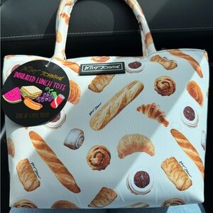 SOLD-OUT Betsey Johnson White Pastry-Print Insulated Tote